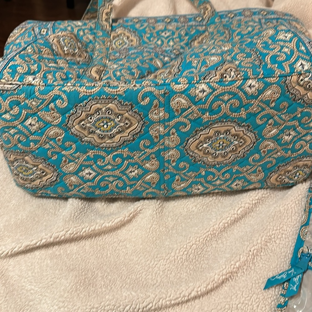 VERA BRADLEY travel set , duffle , cosmetic and hanging toiletry bag - Picture 10 of 15